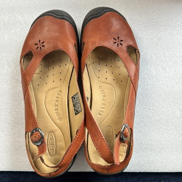 Keen Leather Flat 9 US Women’s Sling back brown Keen Cush - Picture 1 of 16